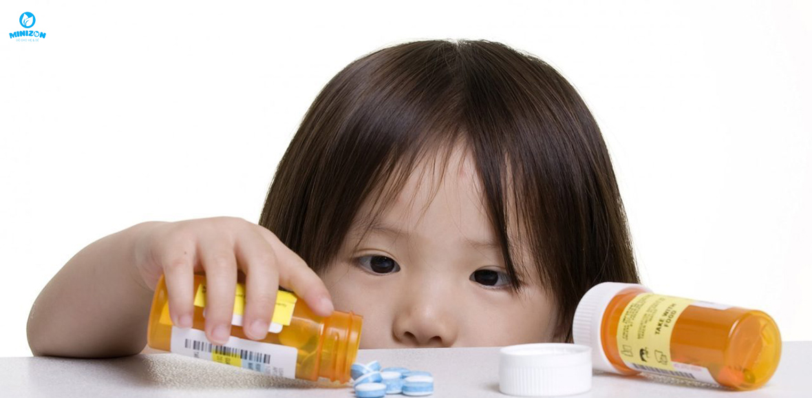 Không nên lạm dụng kháng sinh cho trẻ