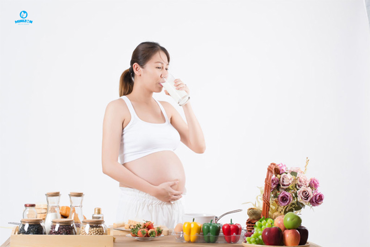 Thực phẩm làm mất sữa mẹ sau sinh nên tránh