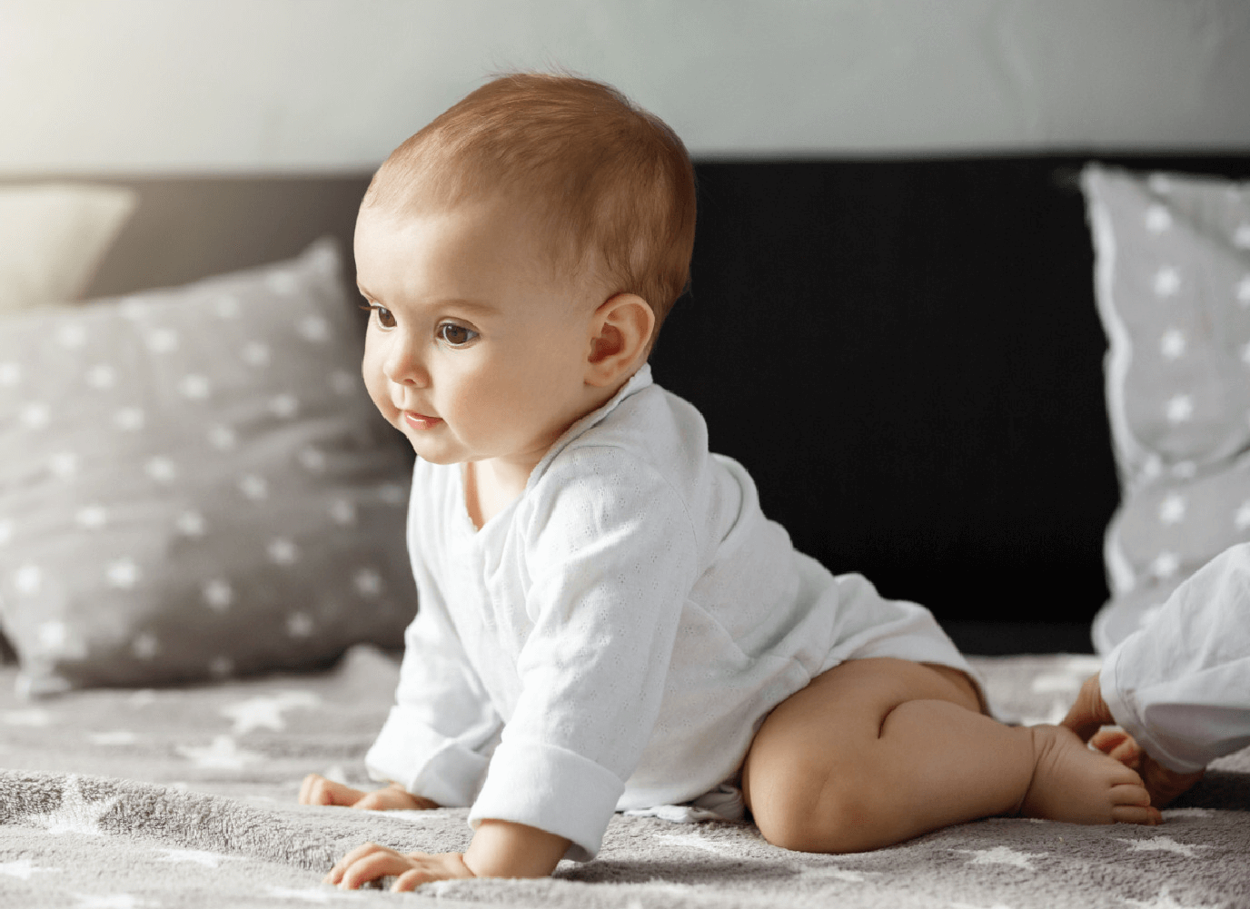 Vì sao ba mẹ cần hiểu rõ đặc điểm của trẻ 5 tháng tuổi?